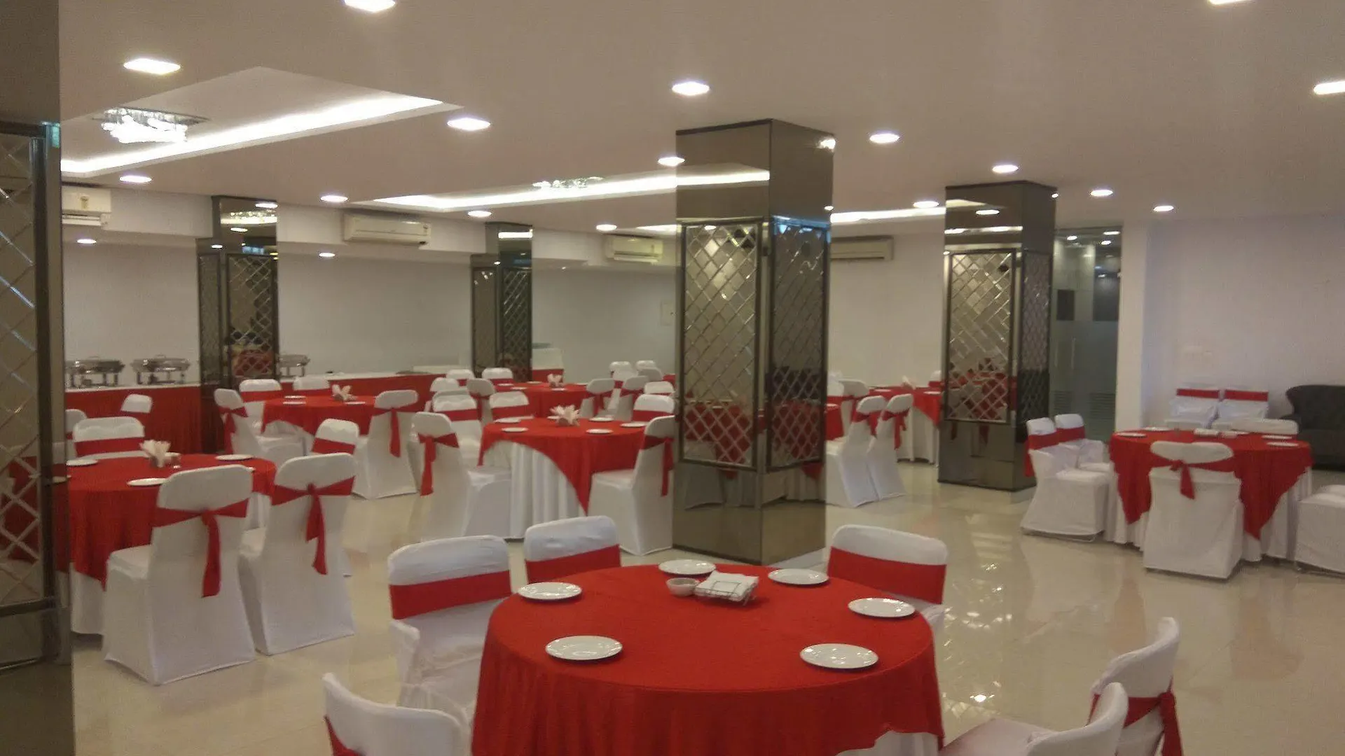 Tulalip Hotel Gurgaon 3*,